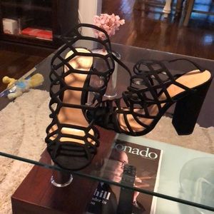 SCHUTZ black sandals size 8.5!